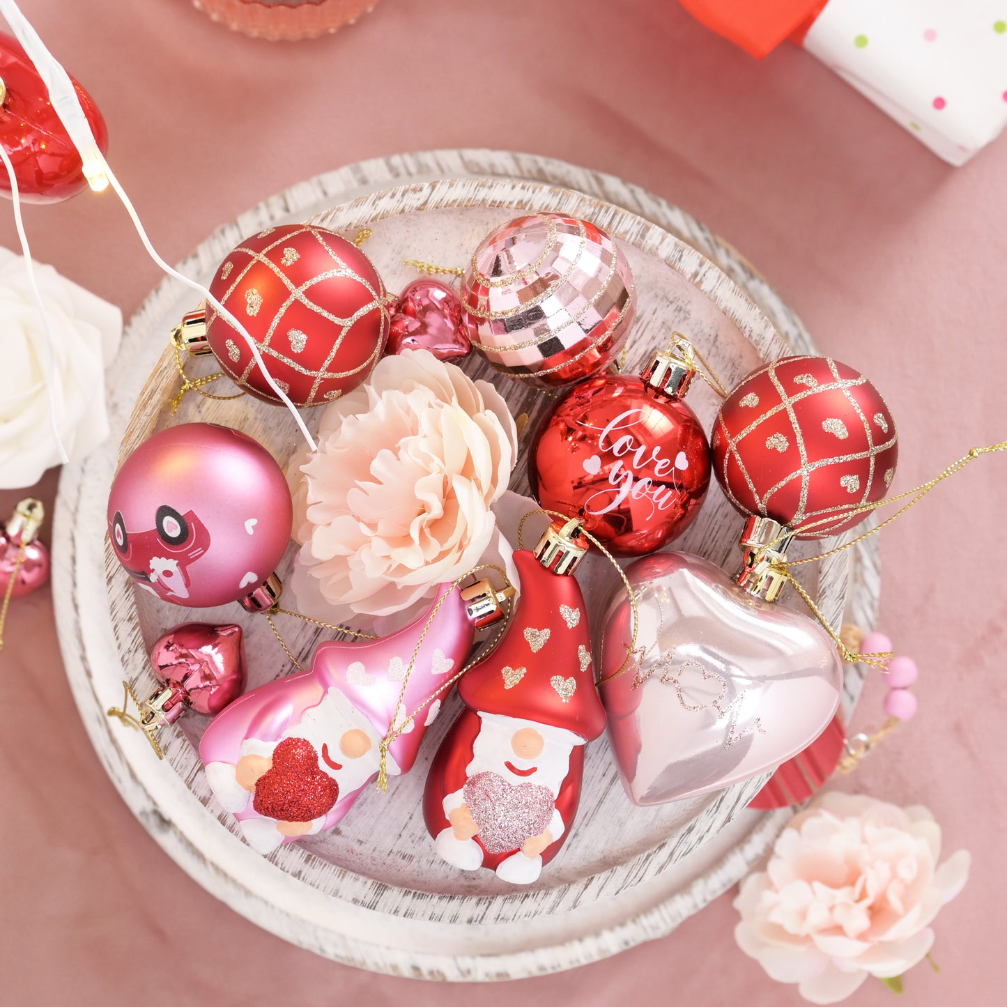 Valery Madelyn 50Pcs Valentines Heart Shaped Ornaments Gift Pack, Christmas Craft Painted Tree Heart Gnome Decorations, Pink Red Gold Christmas Baubles Hanging Party Wedding Anniversary Decor