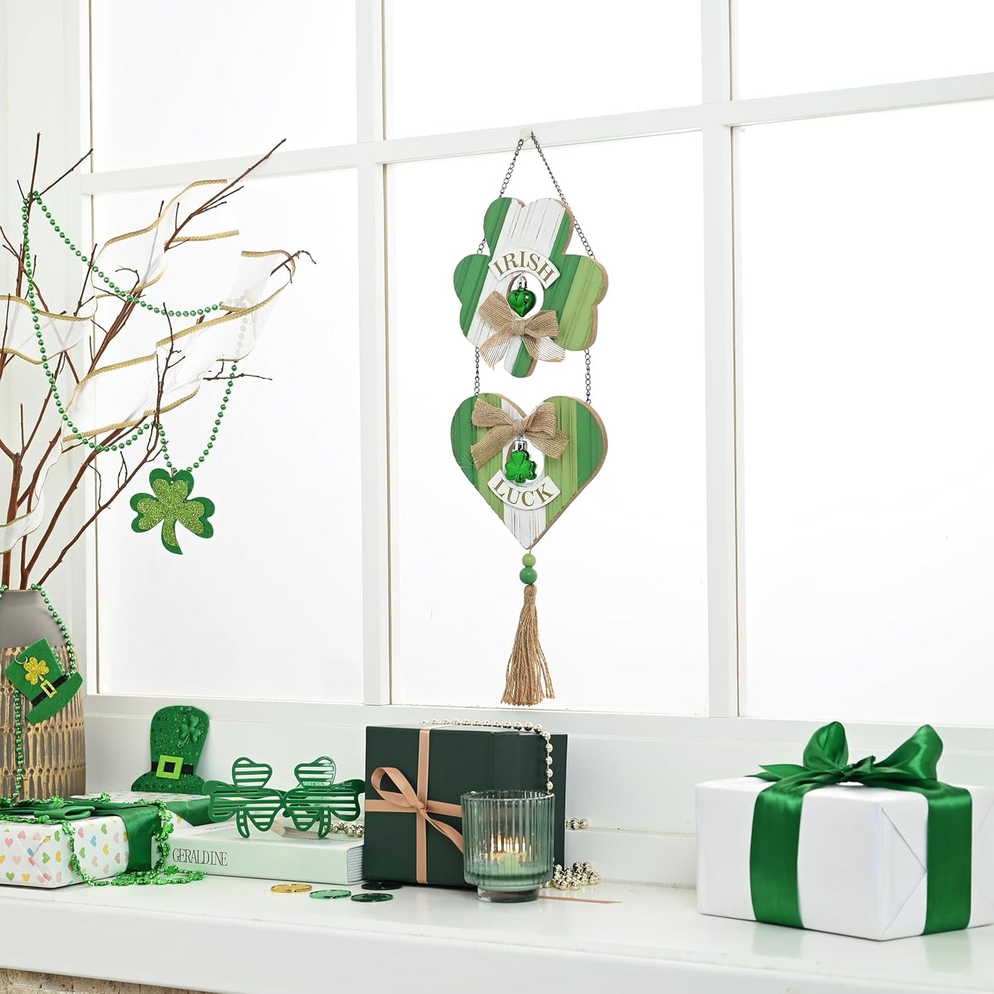 Valery Madelyn St Patrick's Day Decorations, Wooden Shamrock Decorations, St Patrick's Day Wall Decor Hanging Decor with Tassel and Beads, Spring Decoration for Home Office Party, 20 inch